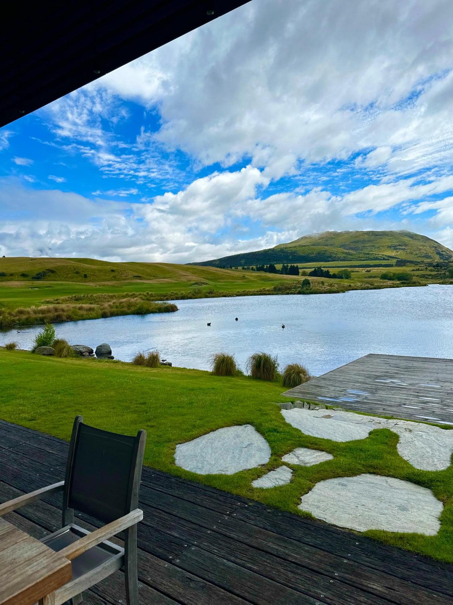 Remarkable View With Hot Tub Frankton Esterno foto