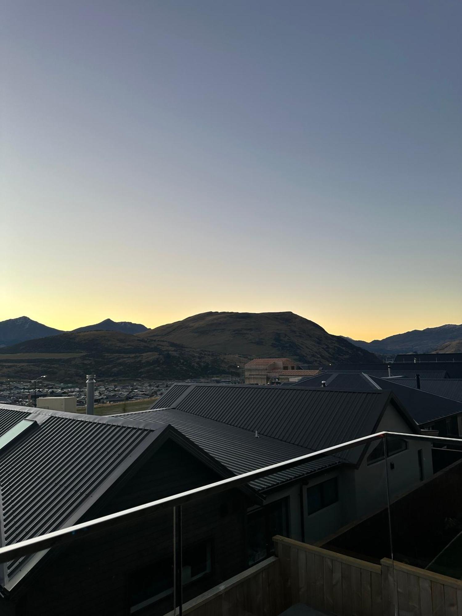 Remarkable View With Hot Tub Frankton Esterno foto